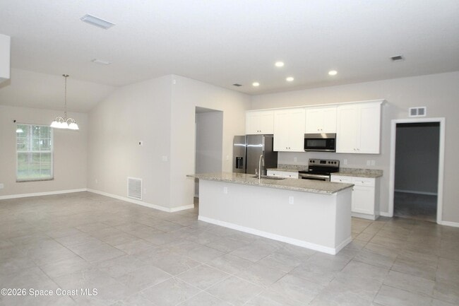 Photo - 405 Harrison St SW