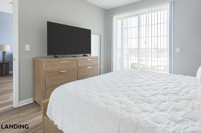 Photo - 100 River Park Dr Unit 106