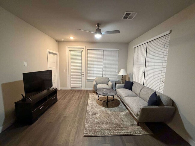 Building Photo - 23555 N Desert Peak Pkwy Unit SI ID1510842P