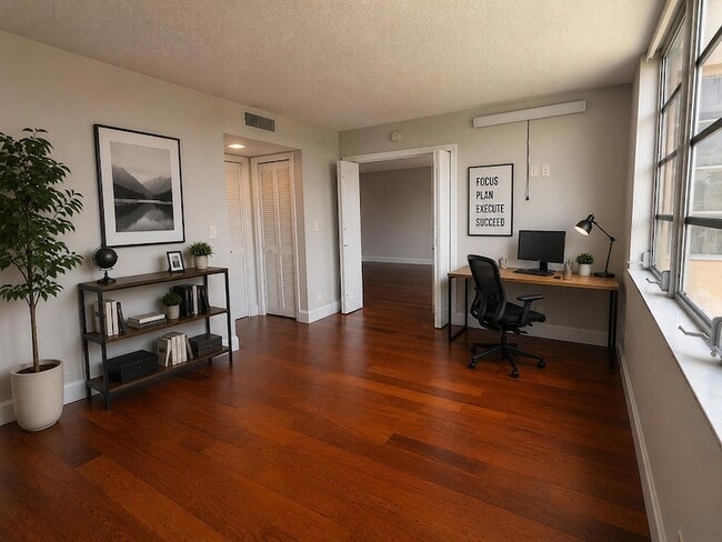 Photo - 4030 W Palm Aire Dr Unit 402