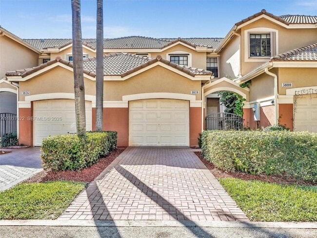 Photo - 3878 Tree Top Dr