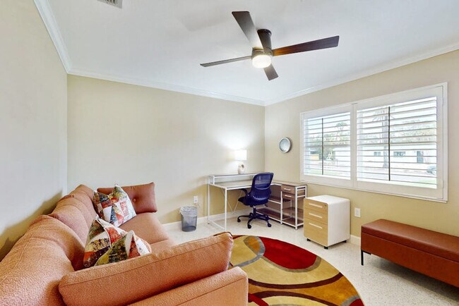 Photo - 125 N Adams Dr Unit SI FL1-ID1591368P