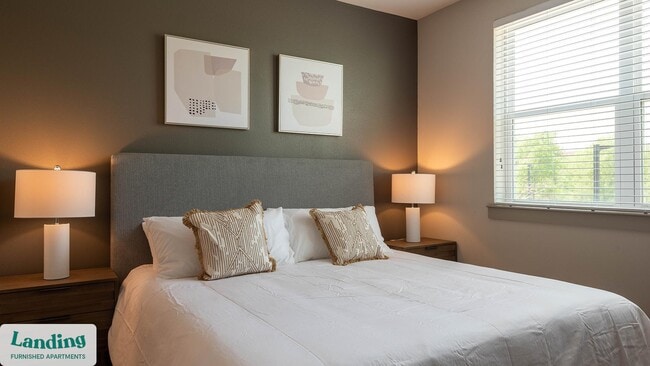 Building Photo - 6107 E Riverside Dr Unit 288.331276