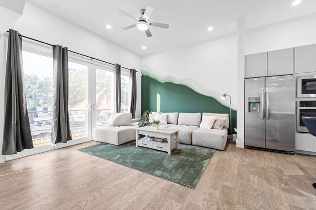 Photo - 2107 McGowen St Unit ID1244935P