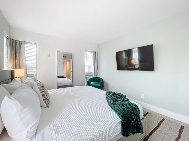 Photo - 1401 SE 15th St Unit SI ID1587603P