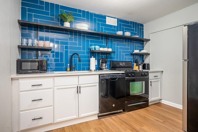 Photo - 215 Piedmont Ave NE Unit SI FL5-ID1299387P
