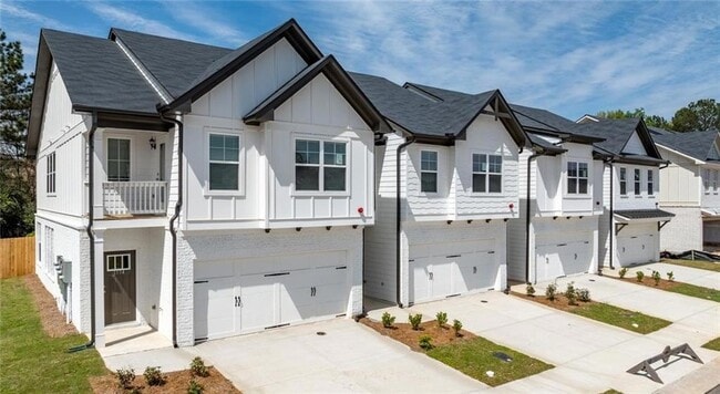 Building Photo - 2146 Miller Chapel Rd SE