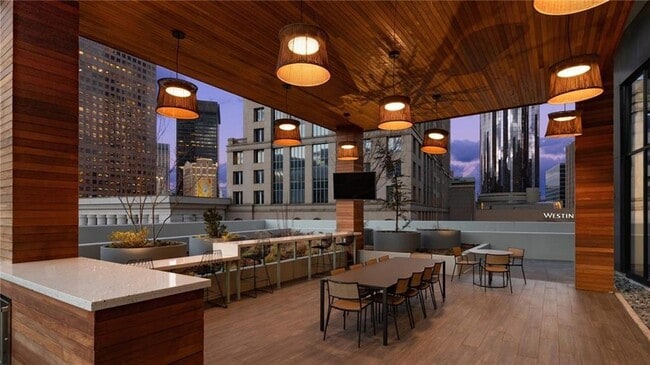 Photo - 161 Peachtree Center Ave NE