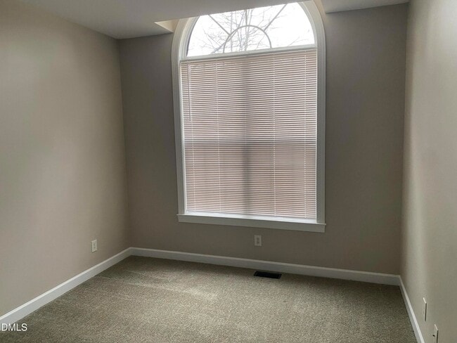 Photo - 7212 Deer Brook St