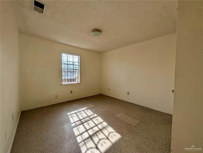 Photo - 104 Carlotta St Unit 1