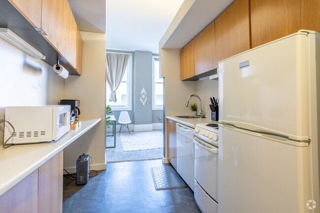 Studio - 436SF - - The Fleming Building