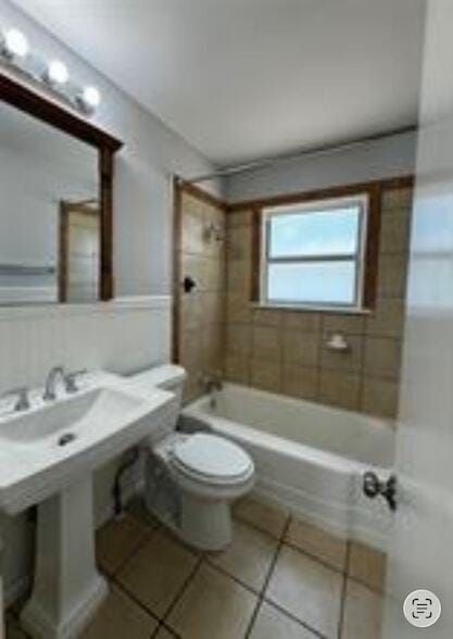 Photo - 205 Merritt St