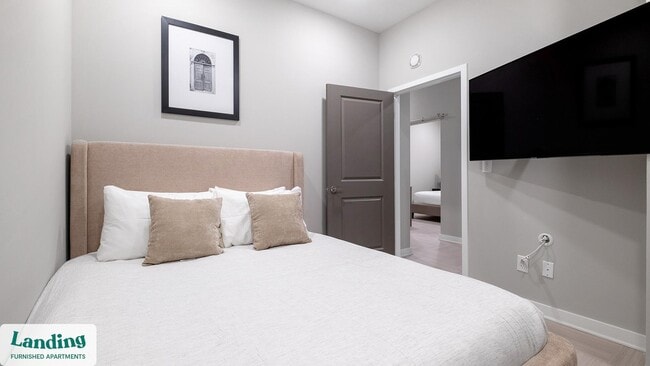 Photo - 600 19th St N Unit 603