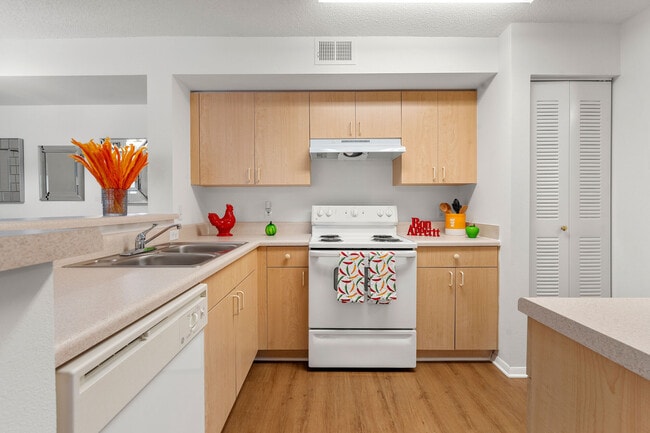 Photo - Bella Vista Apartments