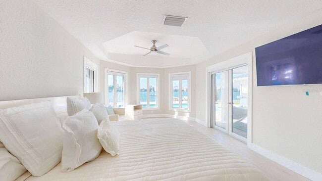 Photo - 509 55th Ave