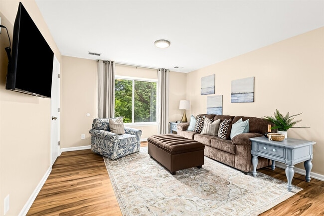 Photo - 18365 Sharon Ln Unit ID1032339P