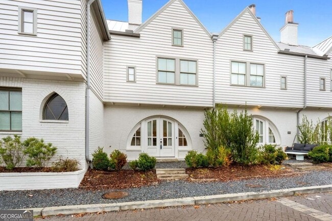 Photo - 510 Heatherden Ave