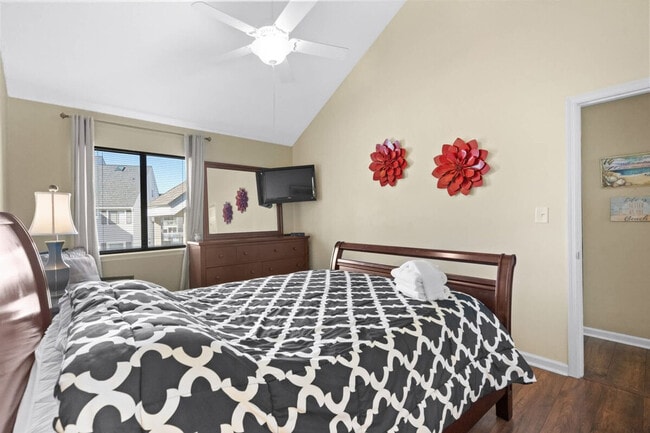 Photo - 1908 Hwy 17 S Unit ID1329039P