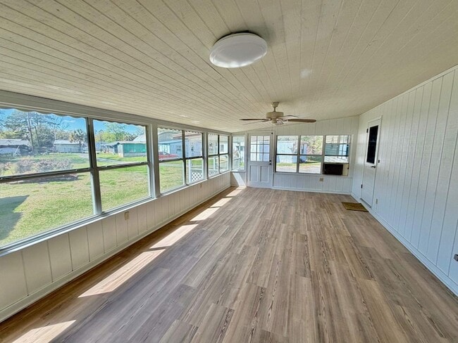 Photo - 2689 Stricklands Ln