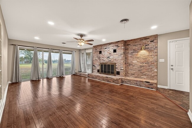 Photo - 10645 Oak Brook Dr