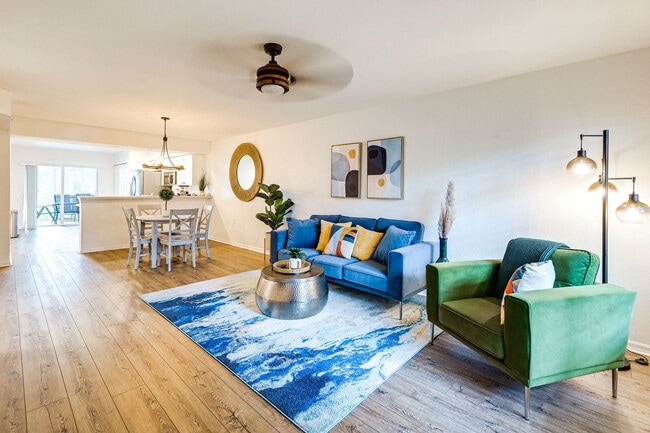 Building Photo - 4940 Cougar Ct S Unit SI FL1-ID1545947P