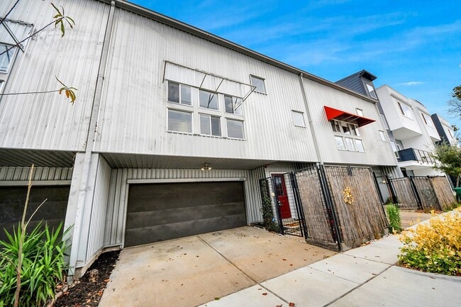 Photo - 1428 Bailey St