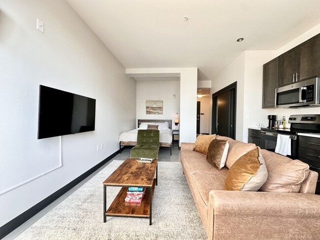 Photo - 333 W State St Unit SI ID1379059P