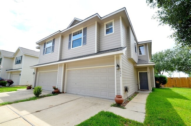 Building Photo - 5606 Claybeck Ln