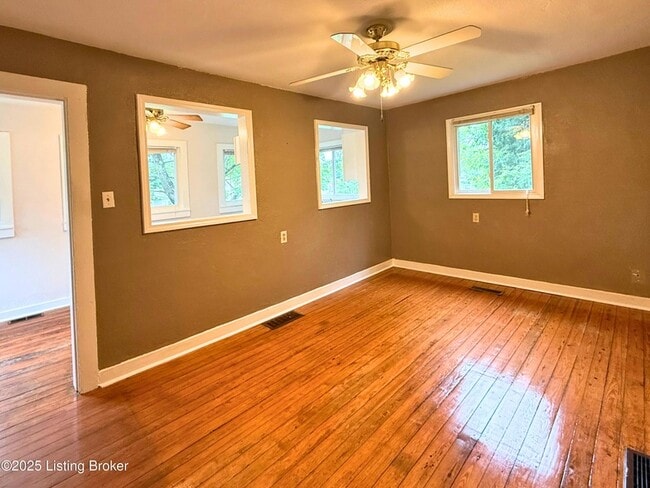 Photo - 13714 S Blakely Ln Unit B