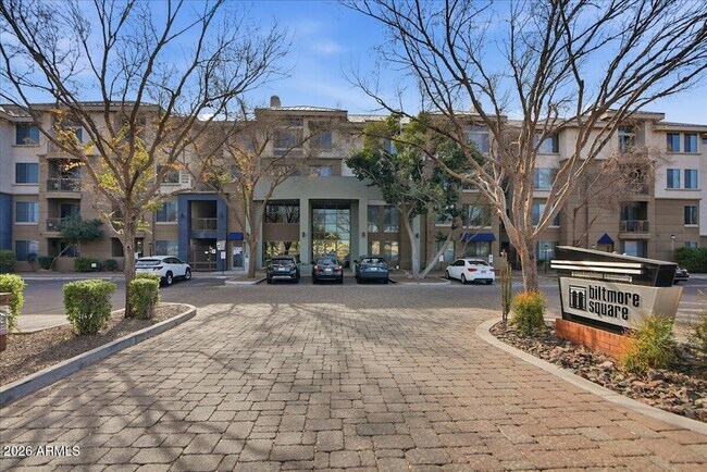 Photo - 1701 E Colter St Unit 333