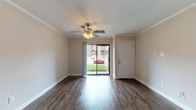 Photo - 904 University Oaks Blvd Unit 85