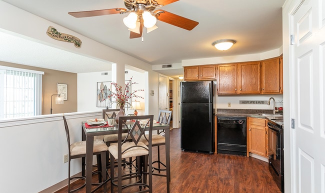 Photo - Maplewood Estates Apartment Homes