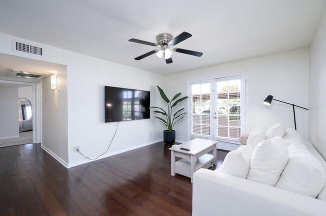 Photo - 5995 N 78th St Unit SI ID1540138P