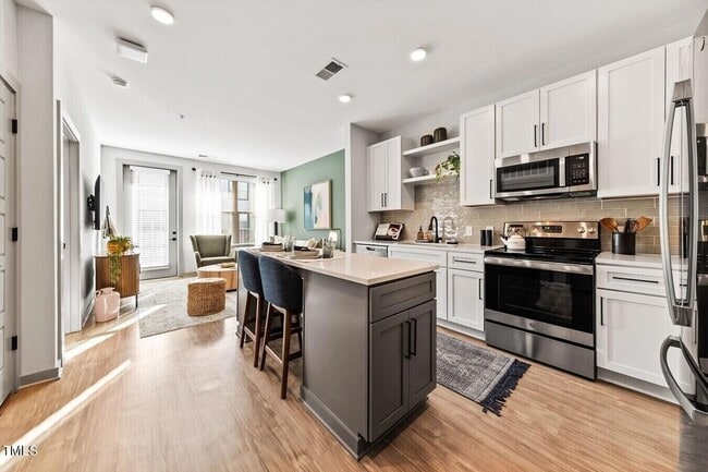 Photo - 1950 Grisdale Ln Unit A5A