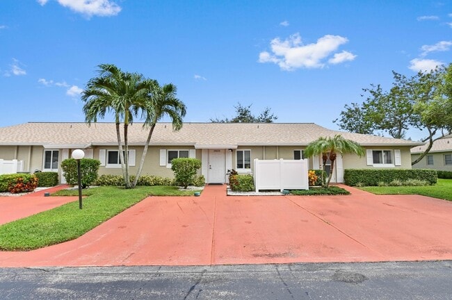 Photo - 18824 Argosy Dr