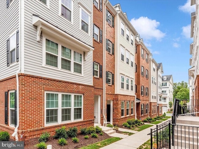 Building Photo - 9374 Seney Ln
