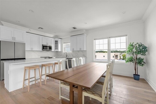 Photo - 22 Sagamore Hill Dr Unit 1A