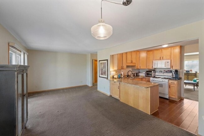 Photo - 304 Pondridge Cir