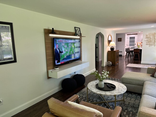 Photo - 6 Nancy Ln Unit SI ID1261565P