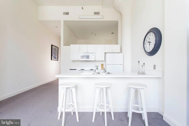 Photo - 2121-41-2141 Market St Unit 622