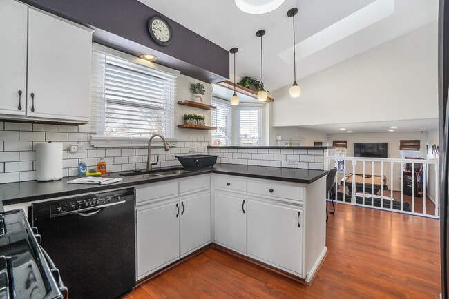 Photo - 1201 Easton Dr Unit ID1285068P