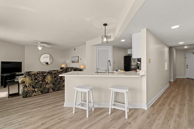 Photo - 17155 FL-30 Unit FL8-ID1354915P