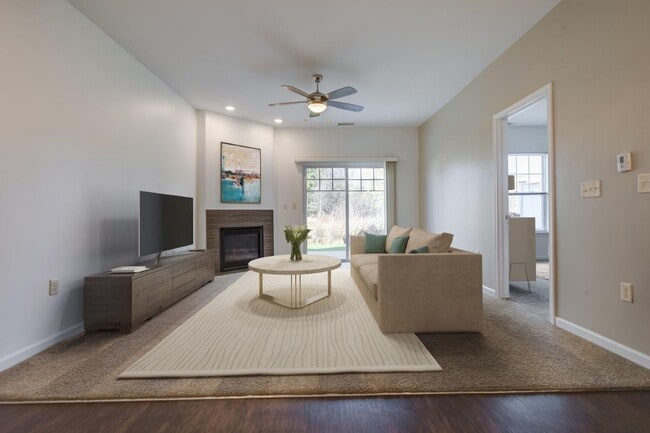 Photo - The Links at CenterPointe Townhomes