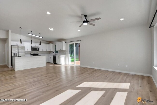 Photo - 4251 Ose St