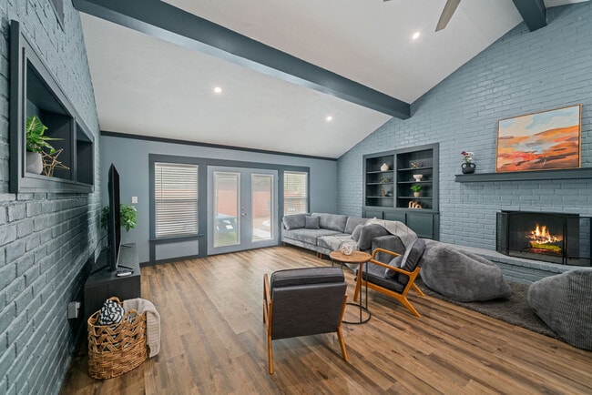 Photo - 2411 29th Ave N Unit ID1056454P