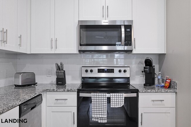 Building Photo - 3060 Southcreek Blvd Unit 7-211