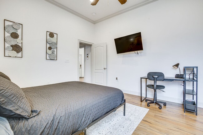 Photo - 3200 Burdette St Unit SI ID1620666P