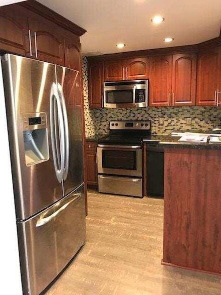 Building Photo - 2161 NE 68th St Unit 303