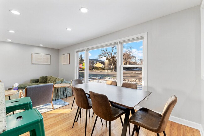 Photo - 3457 Main St Unit ID1372971P