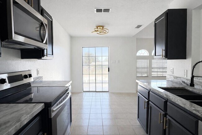 Photo - 1220 E Fremont St Unit 6
